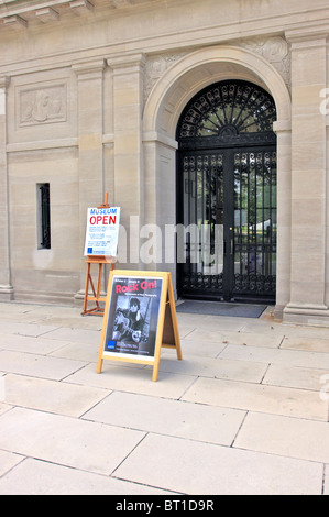 Ingresso al Heckscher Museum of Art, Huntington, Long Island NY Foto Stock