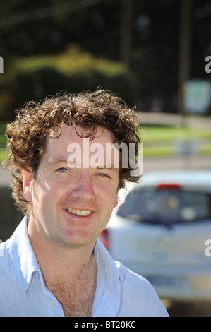 Presentatore televisivo e giardiniere Diarmuid Gavin - REGNO UNITO Lancio della nuova Nissan Micra. Foto Jim Holden Foto Stock