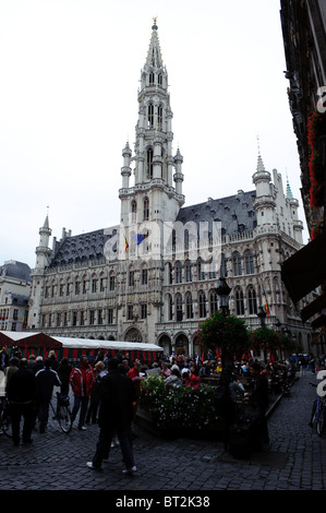 Bruxelles Town Square e Stadhuis Foto Stock