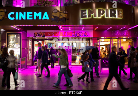 Empire cinema, Leicester Square, Londra Foto Stock