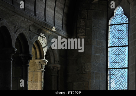 Interno del refettorio del Mont Saint Michel / Saint Michael Mount abbey, Normandia, Francia Foto Stock