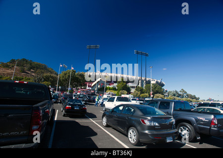 Parcheggio con vista generale di Candlestick Park di San Francisco, California, Stati Uniti d'America. Foto Stock