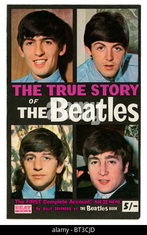 " La vera storia dei Beatles", probabilmente il primo libro biografico di gruppo e pubblicato nel 1964 Foto Stock