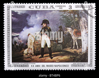 Un timbro stampato in Cuba mostra Napoleone da Jean Horace Vernet, circa 1981. Isolato su nero Foto Stock