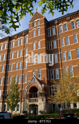 "Vecchio" principale edificio amministrativo della Duquesne University. Pittsburgh, Pennsylvania Foto Stock