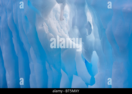 Iceberg vicino al diavolo Isola, lato nordest della penisola antartica. Foto Stock