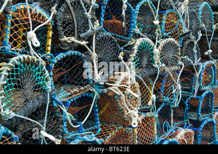 Lobster Pot astratta, sfondo, basket, nero, blu, barche, barche, luminoso, marrone, boa, business, le catture, colore, colorate e del cavo di alimentazione, Foto Stock