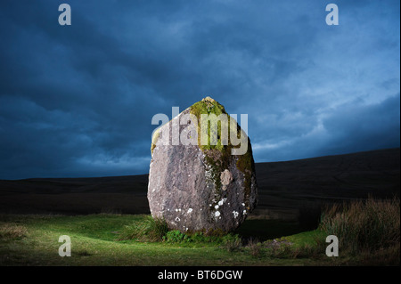 Maen Llúria pietra permanente; Parco Nazionale di Brecon Beacons; Galles Foto Stock