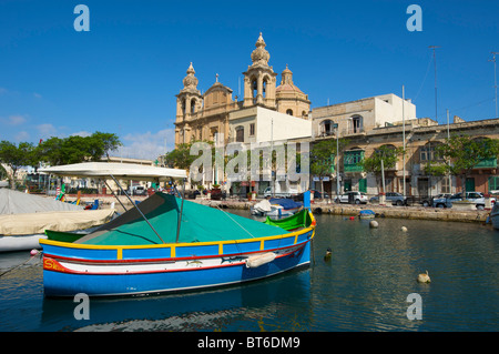 Barche da pesca in Msida Creek, Valletta, Malta Foto Stock