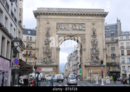 Porte St. Denis Arch, Parigi, Francia Foto Stock