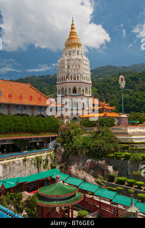 La Pagoda di Diecimila Buddha nel tempio di Kek Lok Si complessa in Penang, Malaysia Foto Stock