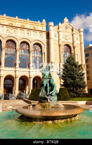 Stile romantico Vigado Concert Hall (Vigadó) progettato da Frigyes Feszl, Budapest, Ungheria Foto Stock