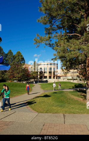 Esterno degli edifici del campus Thompson Rivers University. Kamloops, British Columbia, Canada Foto Stock