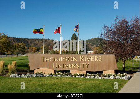 Esterno degli edifici del campus Thompson Rivers University. Kamloops, British Columbia, Canada Foto Stock