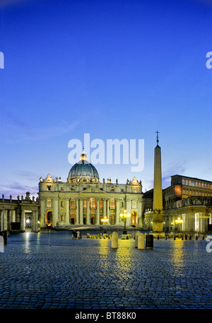 La Basilica di San Pietro, Basilica di San Pietro, obelisco, Palazzi Vaticani, Piazza San Pietro e la Città del Vaticano, Roma, Lazio, Italia Foto Stock