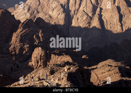 Djebel Musa o il Monte Sinai vicino a Saint Katherine o El Miga village, Sinai, Egitto, Africa Foto Stock