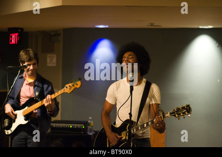 Alex Cuba vivono a Regatta Bar, Boston, Massachusetts. Foto Stock