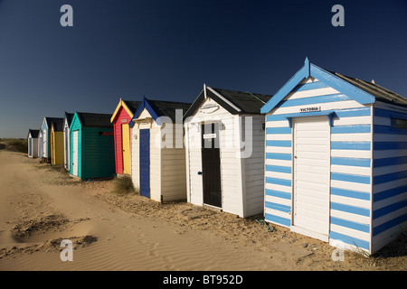 Pittoresca spiaggia di capanne sulla spiaggia a Southwold, Suffolk Foto Stock