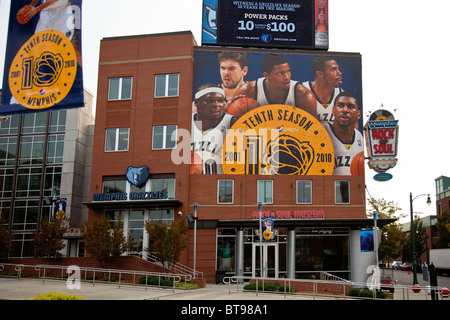 L'ingresso principale del rock e soul Museum di Memphis, Tennessee, Stati Uniti d'America e la promozione per i Memphis Grizzlies squadra di basket Foto Stock