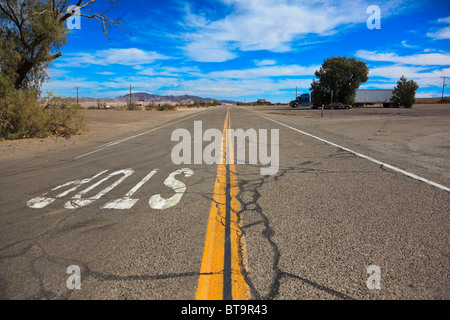 La storica Route 66, Ludlow, California, USA, America del Nord Foto Stock