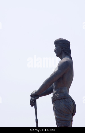 Lapu Lapu monumento nel Rizal Park di Manila, Filippine. Foto Stock