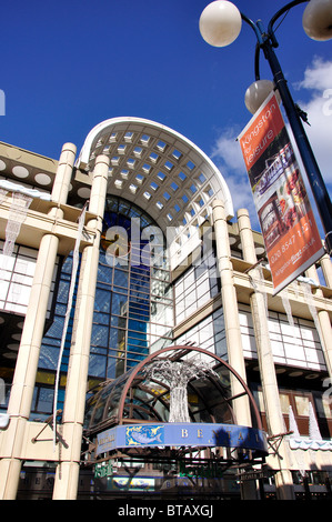 Il Bentall Centre, Clarence Street, Kingston upon Thames, Royal Borough di Kingston upon Thames, Greater London, England, Regno Unito Foto Stock