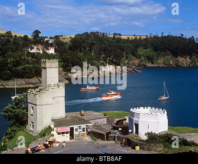 Ingresso al castello di Dartmouth. Il castello sorge in corrispondenza della bocca dell'estuario del Dart Foto Stock