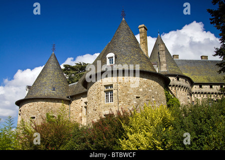 Le torrette del Château a Pompadour nella Correze regione della Francia Foto Stock