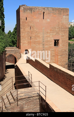 Torre del Cadi (giudice di Torre) presso l'Alhambra di Granada, Spagna Foto Stock