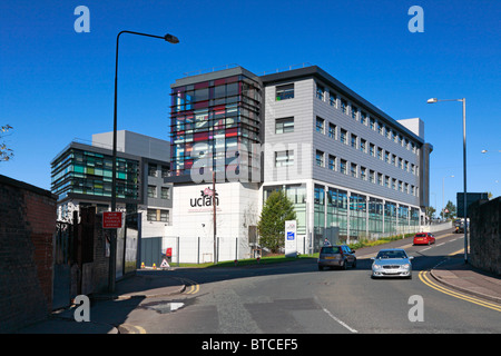 Uclan University of Central Lancashire e Burnley College, Burnley, Lancashire, Inghilterra, Regno Unito. Foto Stock