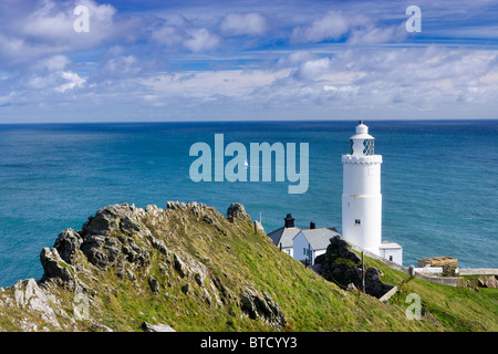 Il punto di inizio Lighthouse vicino a Salcombe, Devon, Regno Unito. Foto Stock