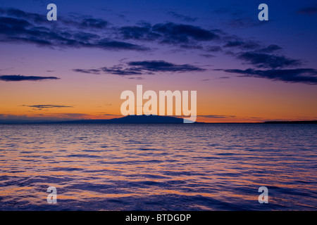 Vista panoramica del monte Susitna & Knik Arm al tramonto, Anchorage, centromeridionale Alaska Foto Stock