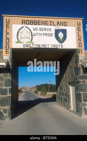 Il cancello di ingresso alla prigione di Robben Island Foto Stock