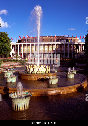 Concert Hall & Fontana Foto Stock