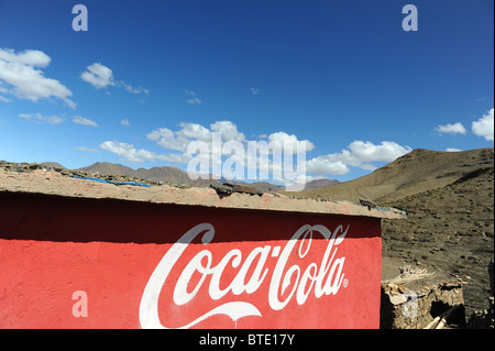 Le splendide viste dall'Tizi-n-Tichka Pass Alta nel sud del Marocco. Foto Stock