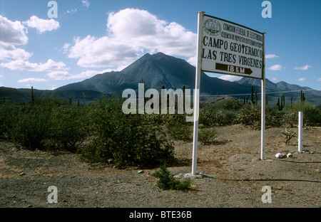 Il Las tres Virgenes (Tre Vergini) campo geotermico vicino a Mulege in Baja California, Messico Foto Stock