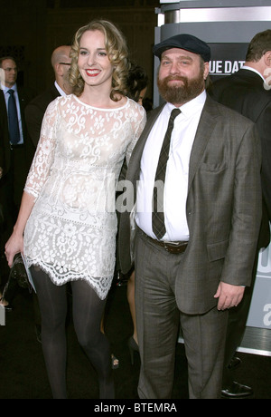 QUINN LUNDBERG Zach Galifianakis DATA DI SCADENZA LOS ANGELES PREMIERE HOLLYWOOD Los Angeles California USA 28 Ottobre 2010 Foto Stock