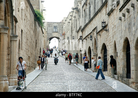 Il Viale dei Cavalieri di Rodi città vecchia, Rodi, Grecia. Foto Stock