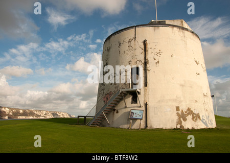 Martello Tower No.3 Folkestone Kent England Regno Unito torri difensive costruite tra il 1805 e il 1808 durante il periodo napoleonico Foto Stock