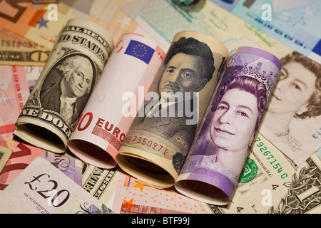 Dollaro, euro, yen e sterling banconote Foto Stock