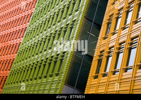 Colorata moderna architettura contemporanea, Londra, Inghilterra Foto Stock