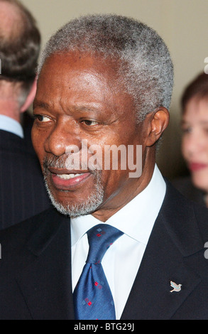 Kofi Annan diplomatico del Ghana il Segretario Generale delle Nazioni Unite, alla gioventù seminario aziendale presso le Nazioni Unite a New York, Stati Uniti d'America Foto Stock