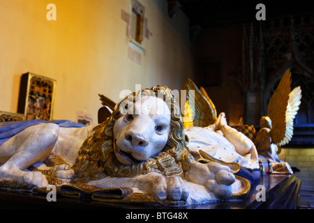 Tomba di Giovanni intrepidi e Margherita di Baviera presso il Palazzo dei Duchi di Digione, Côte-d'Or departement, Borgogna, Francia Foto Stock