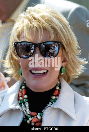 Comedienne Joan Rivers a Charity Fundraiser partita di polo in Gloucestershire Foto Stock