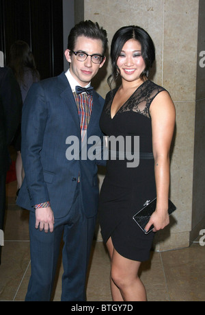 KEVIN MCHALE JENNA USHKOWITZ COMPIMENTO ANNUALE DEL FONDO STELLE 2010 BENEFICIO GALA BEVERLY HILLS LOS ANGELES CALIFORNIA USA 01 nov. Foto Stock