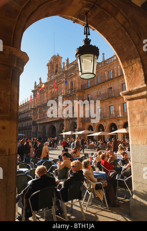 Salamanca, provincia di Salamanca, Spagna. La Plaza Mayor. La piazza principale. Foto Stock