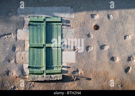 Vecchie persiane in legno - Francia. Foto Stock
