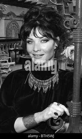 Kate O'Mara (nato il 10 agosto 1939, a Leicester) è un film inglese, stage e televisione attrice. Le foto scattate nel 1970. Foto Stock