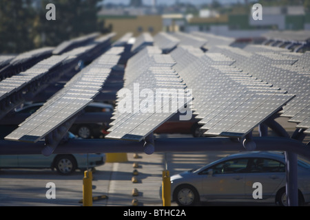 Campo fotovoltaico a Los Angeles in California Foto Stock