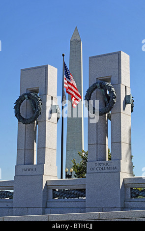 Il Memoriale della Seconda Guerra Mondiale e il Monumento di Washington, Washington D.C., USA Foto Stock